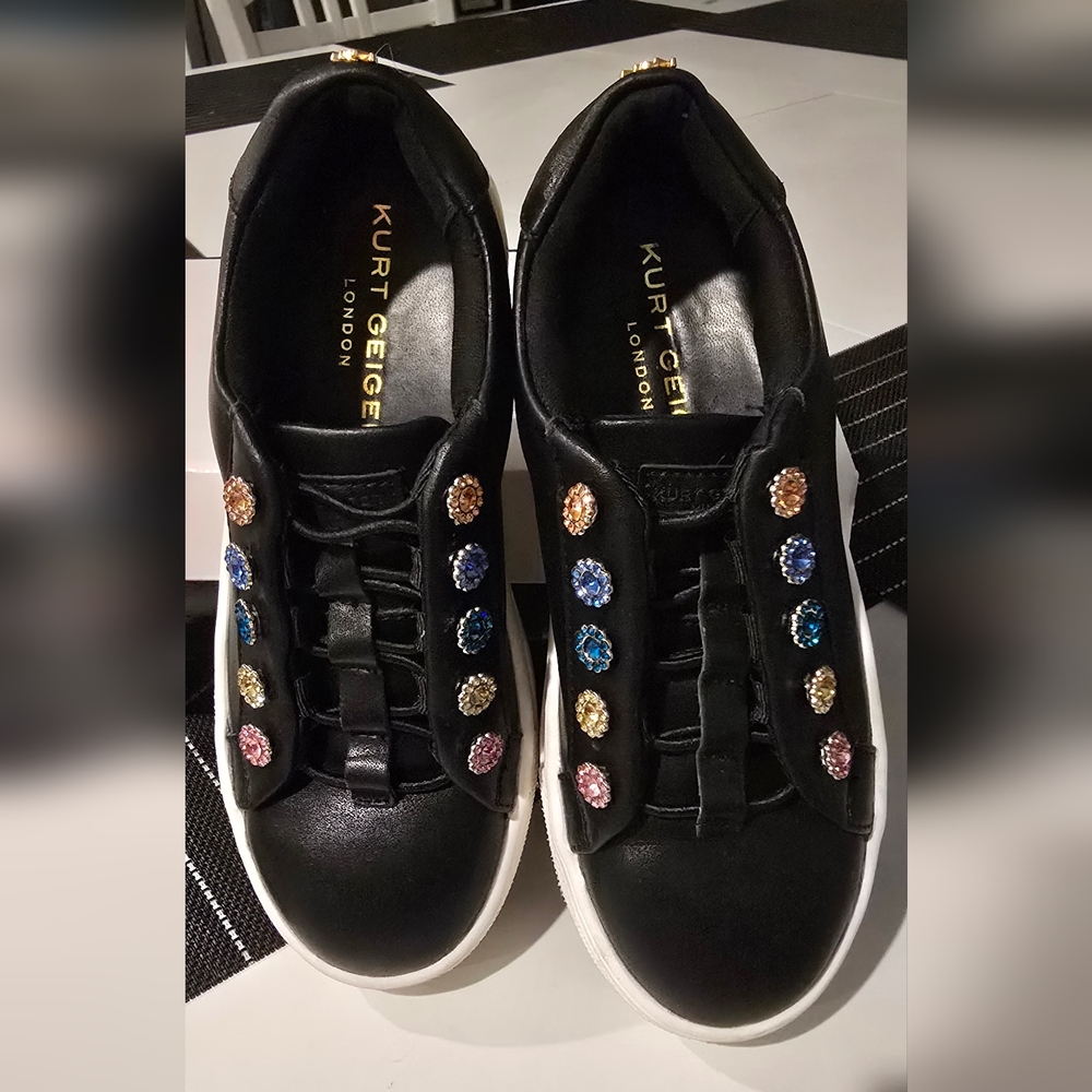 Kurt Geiger Black Sneakers with Multicolor Accents girls size 32 (US 1)